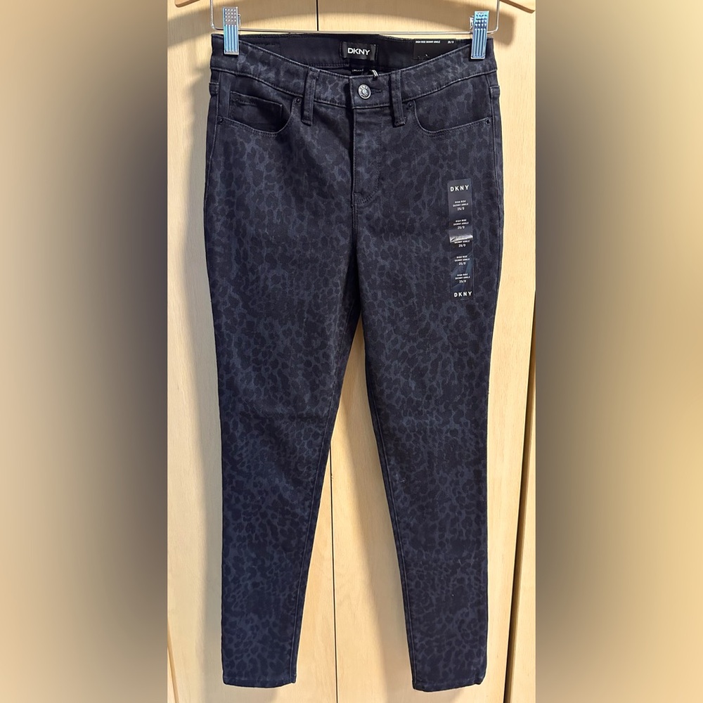 DKNY High-Rise Skinny Ankle Animal Print Jeans - NWT